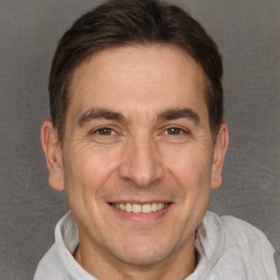 Stefan Bauer